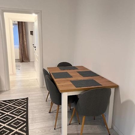 Apartament English Home 2 Camere Brasov Ngoại thất bức ảnh